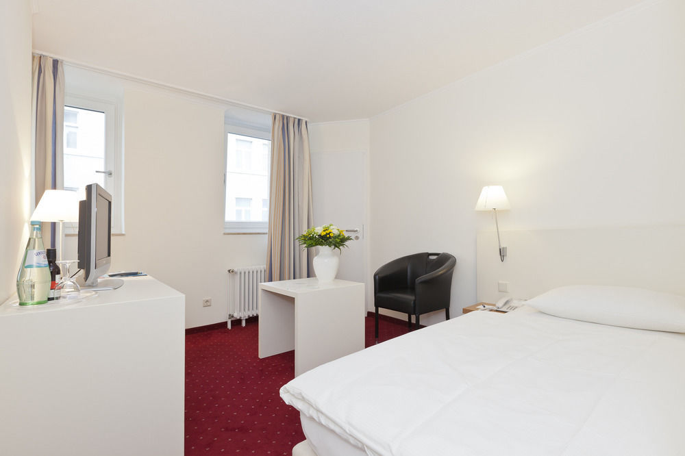 Hotel Michels Strandhotel Germania 4*